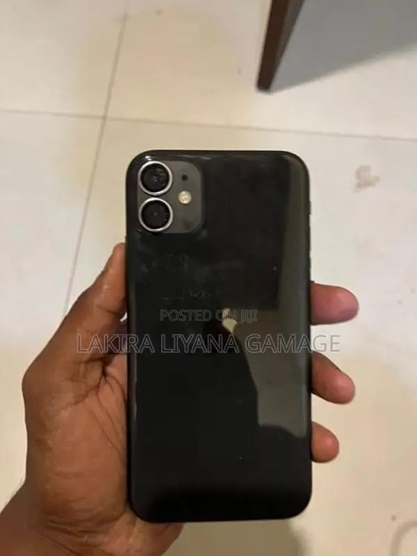 Apple iPhone 11 (Used)