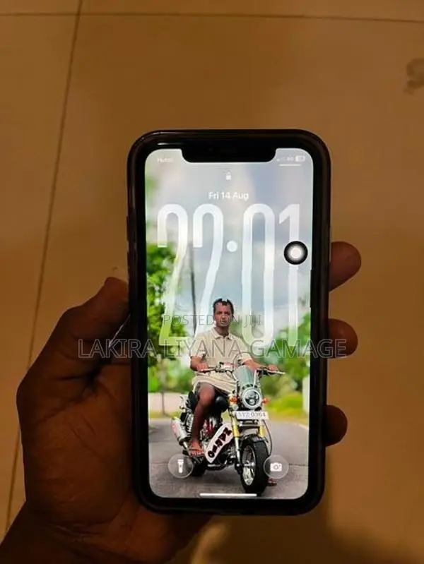 Apple iPhone 11 (Used)