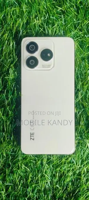 ZTE Nubia V60 8GB +4 GB 256GB (Used)