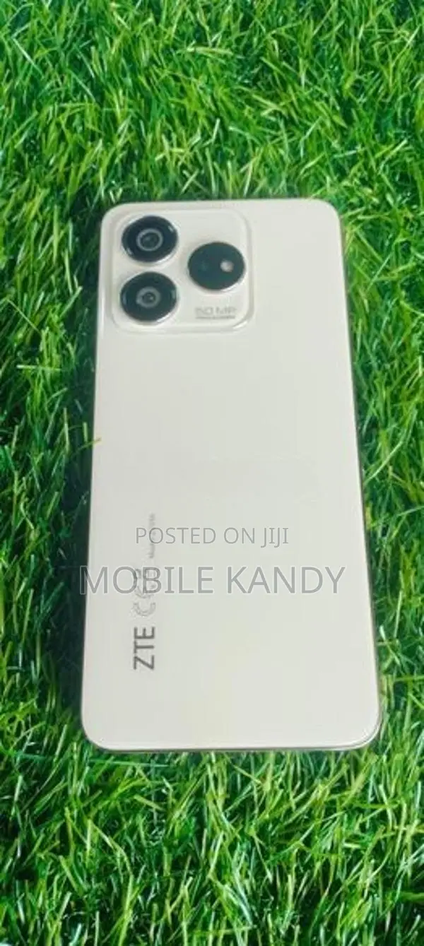 ZTE Nubia V60 8GB +4 GB 256GB (Used)