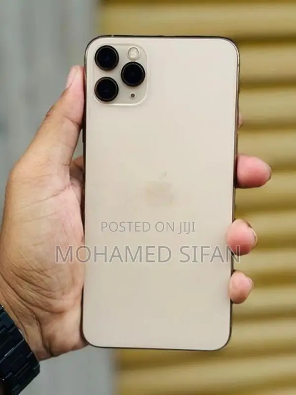 Apple iPhone 11 Pro Max (Used)