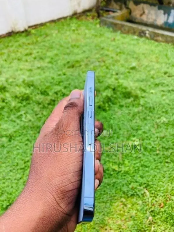 Apple iPhone 13 Pro (Used)