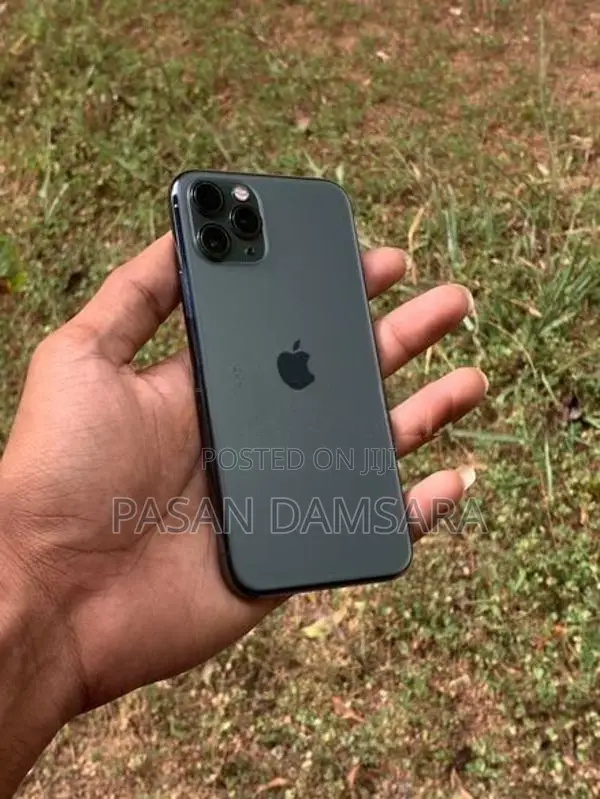Apple iPhone 11 Pro 256GB (Used)