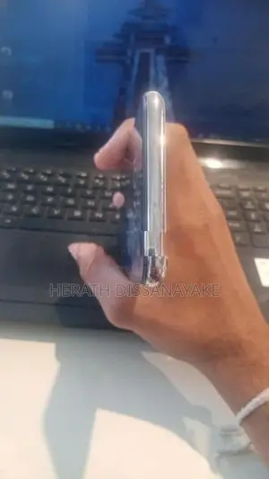 Apple iPhone XS 256GB Import (Brand New)