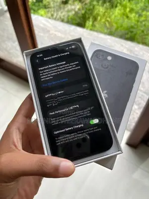 Apple iPhone 13 (Used)