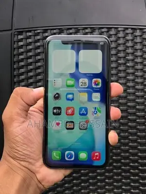 Apple iPhone 11 Black 128GB (Used)