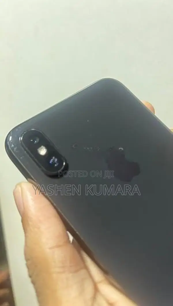 Apple iPhone X (Used)