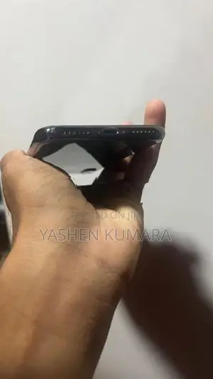 Apple iPhone X (Used)