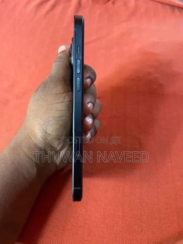 Apple iPhone 15 Plus (Used)