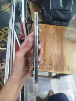 Samsung Galaxy S24 Ultra (Used)