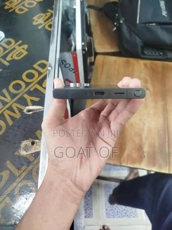 Samsung Galaxy S24 Ultra (Used)