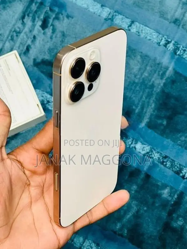 Apple iPhone 16 Pro Max 512GB (Used)