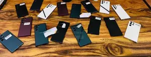Samsung Galaxy S22 Ultra 256GB (Used)