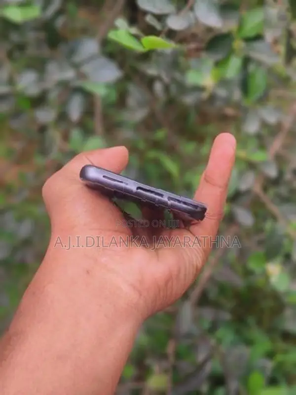 Google Pixel 8 Model: G9BQD (Used)
