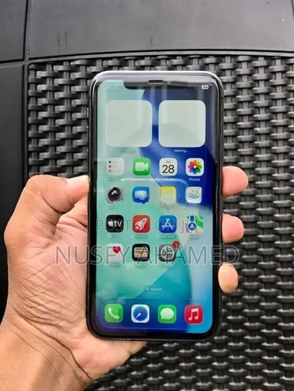 Apple iPhone 11 128GB (Used)