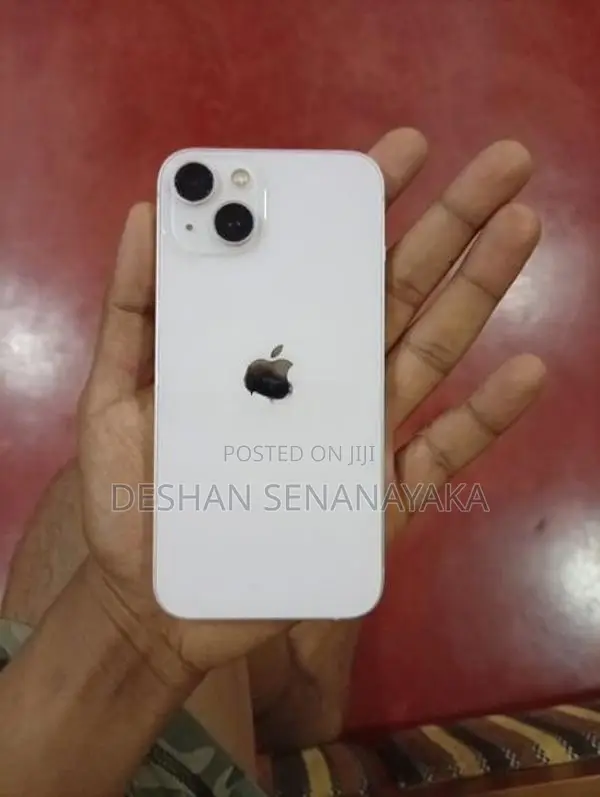 Apple iPhone 13 (Used)