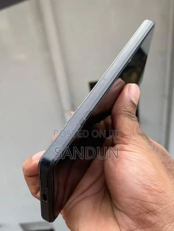 Sony Xperia 1 IV (Used)
