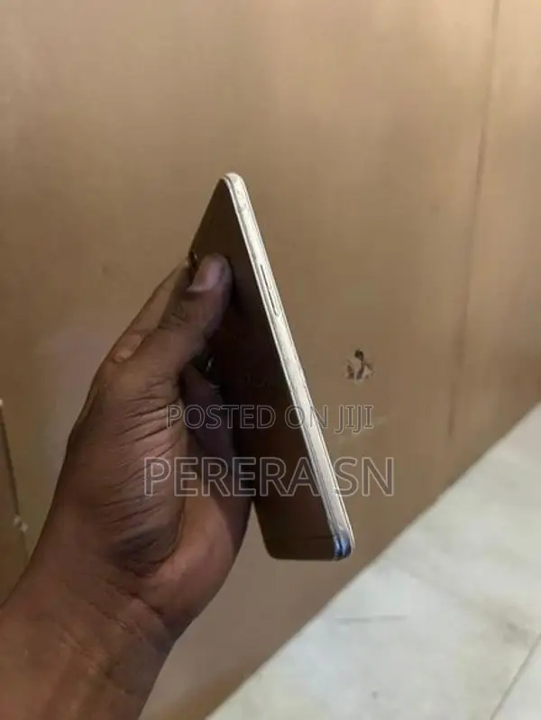 Oppo A37 (Used)