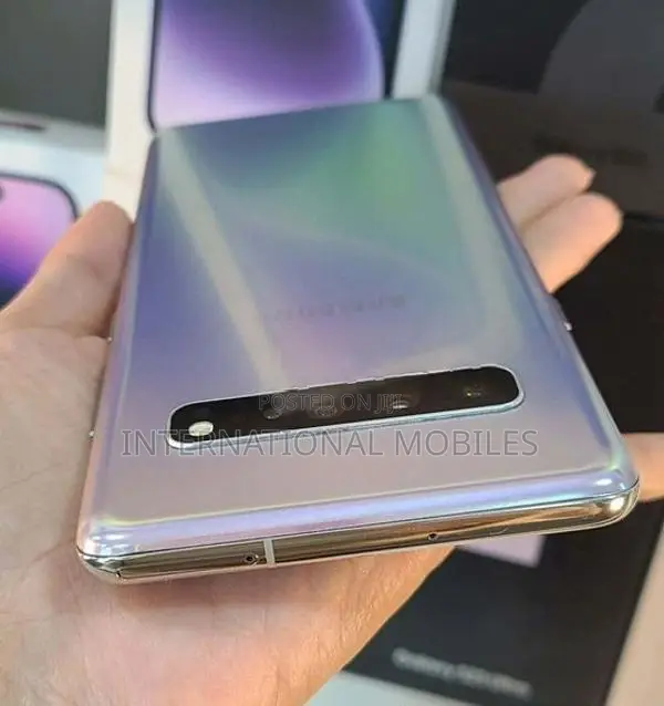 Samsung Galaxy S10 5G 256GB Fullset (Used)