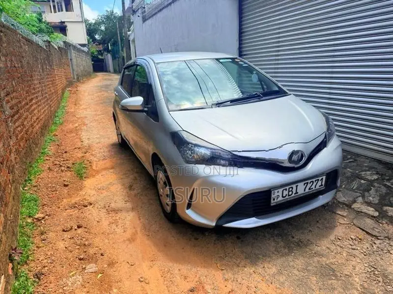 Toyota Vitz 2016