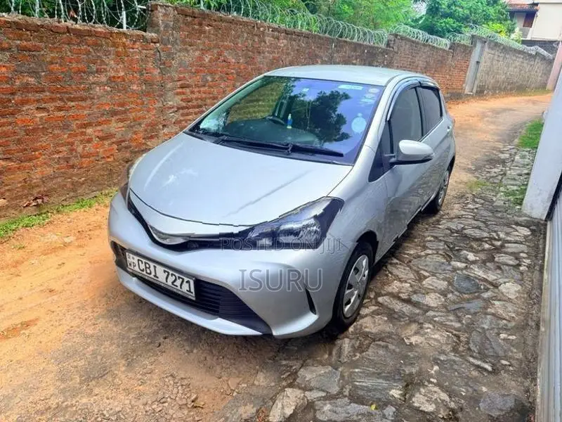 Toyota Vitz 2016