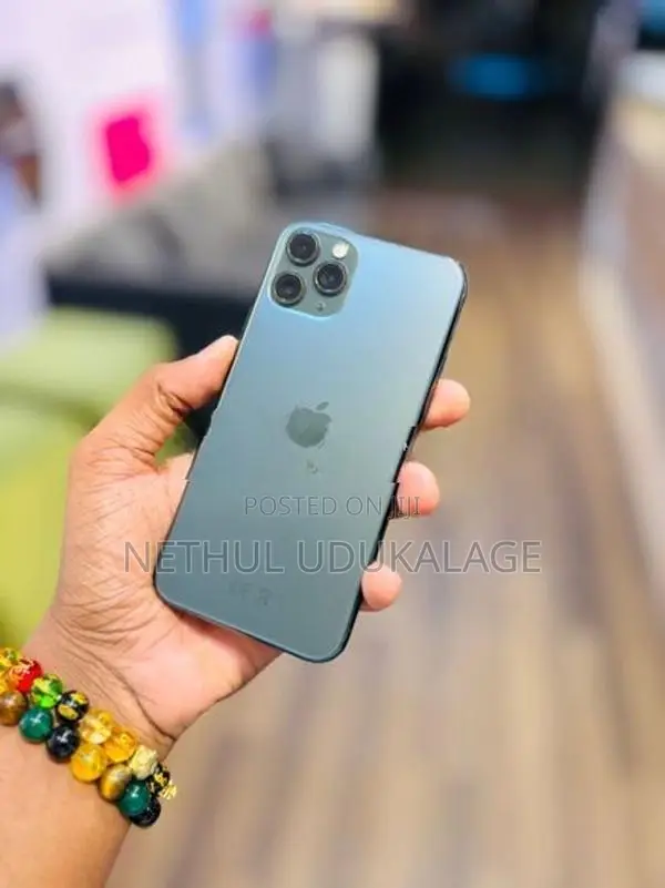 Apple iPhone 11 Pro 256GB (Used)