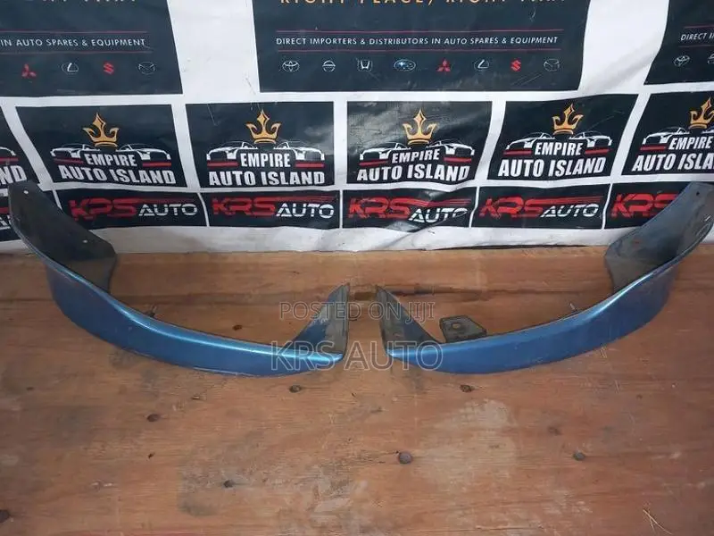 Nissan Leaf AEZ0 Rear Bumper Lips
