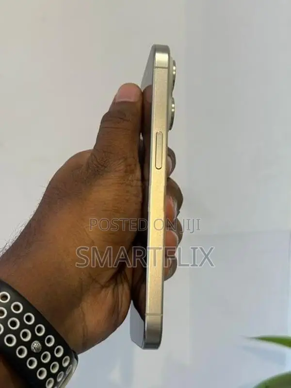 Apple iPhone 15 Pro (Used)