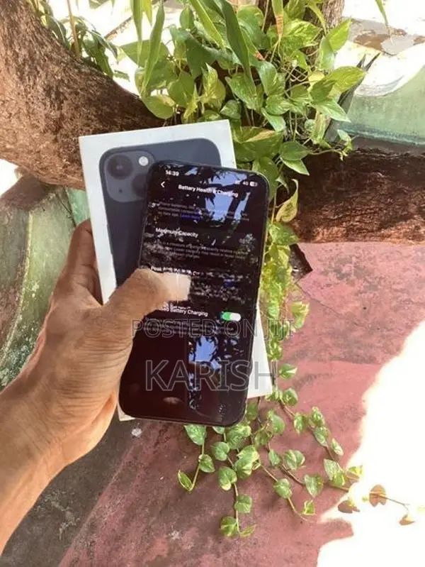 Apple iPhone 13 128 (Used)