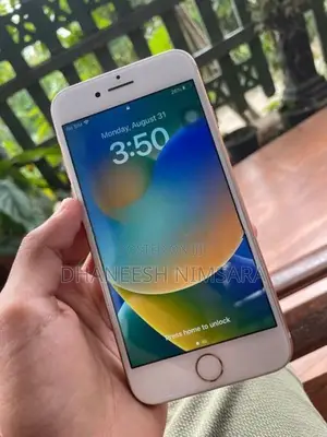 Apple iPhone 8 (Used)