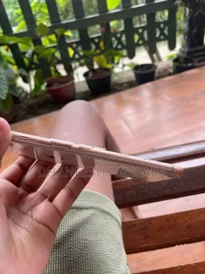 Apple iPhone 8 (Used)