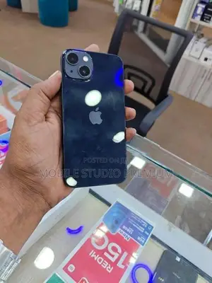 Apple iPhone 13 (Used)