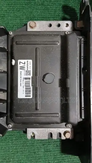Nissan Sunny FB 15 ECU