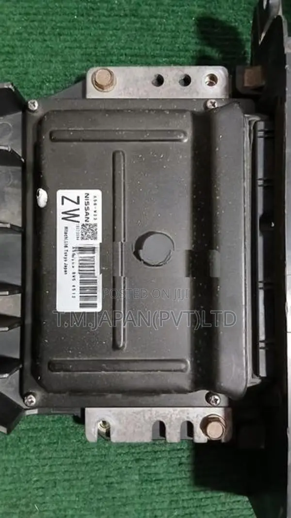 Nissan Sunny FB 15 ECU
