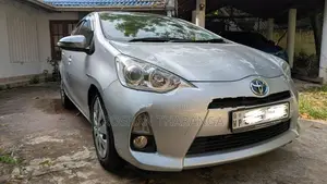 Toyota Aqua 2014