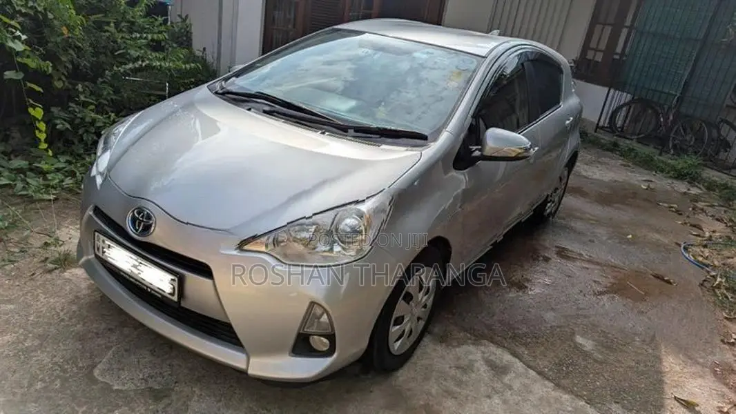 Toyota Aqua 2014