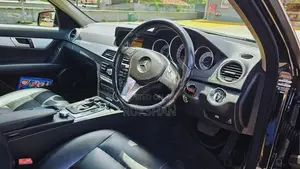 Mercedes Benz C180 2012