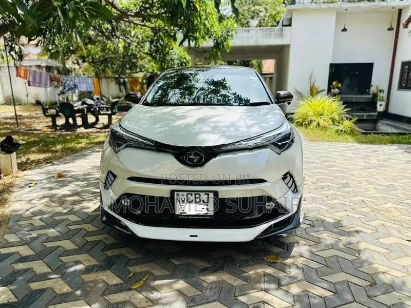 Toyota CHR NGX10 2019