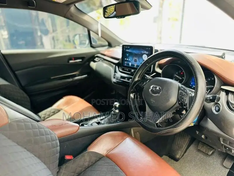 Toyota CHR NGX10 2019