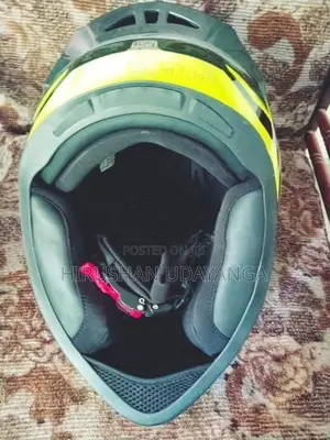 Full face helmet