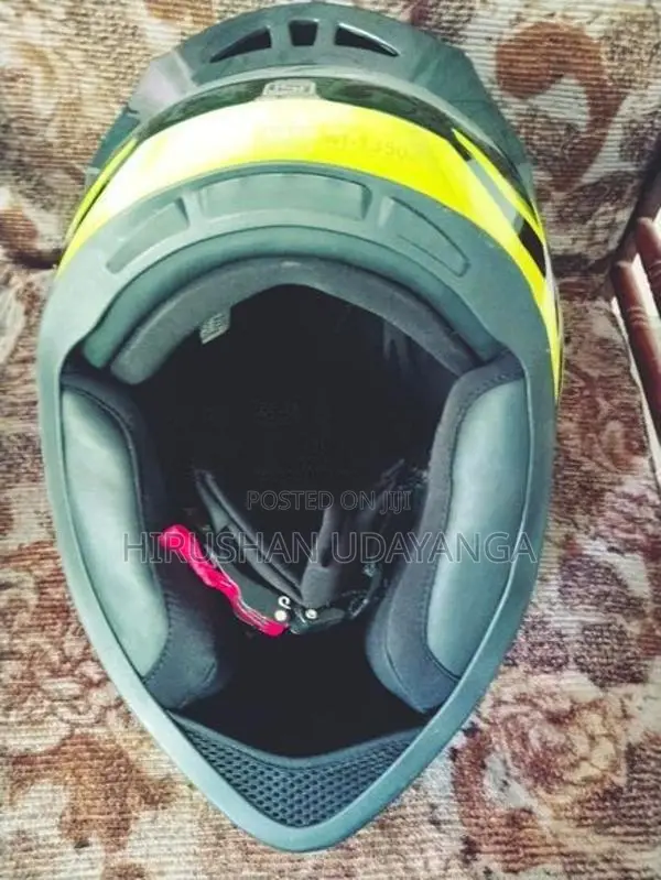 Full face helmet