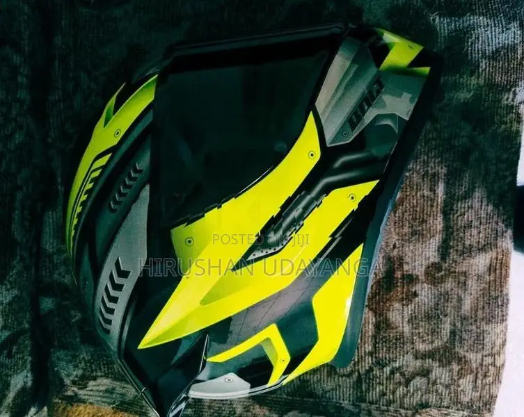 Full face helmet