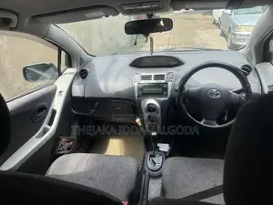 Toyota Vitz 2008