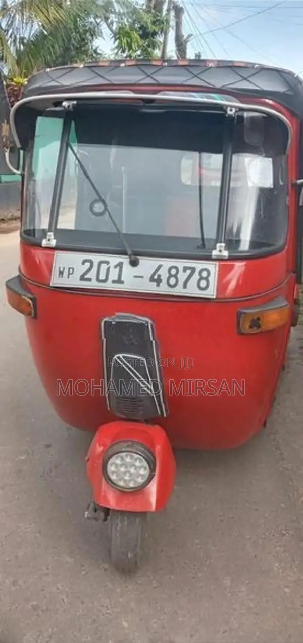 Bajaj RE 1994