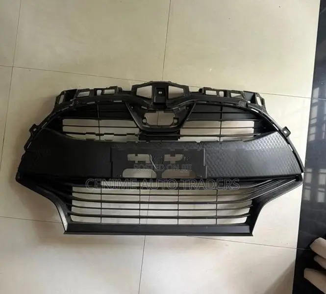 Toyota Yaris 210 Shell