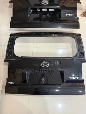 Daihatsu Taft Dicky Door Panel