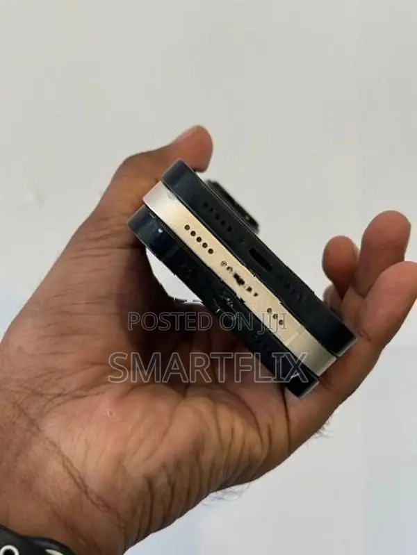 Apple iPhone 14 (Used)