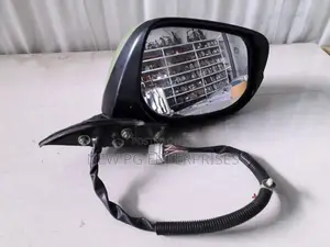 Honda Fit GP1 Side Mirror RHS (Winker)