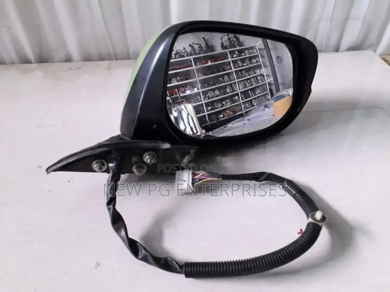 Honda Fit GP1 Side Mirror RHS (Winker)