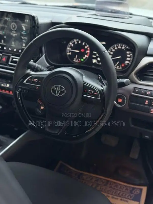 Toyota Taisor V GRADE 2026